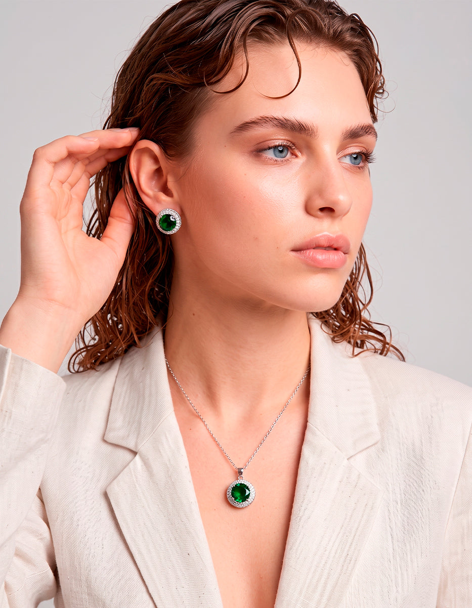Set de Collar y Pendientes en Metales Nobles bañados en Rodio Blanco con Esmeralda de Bombay Verde