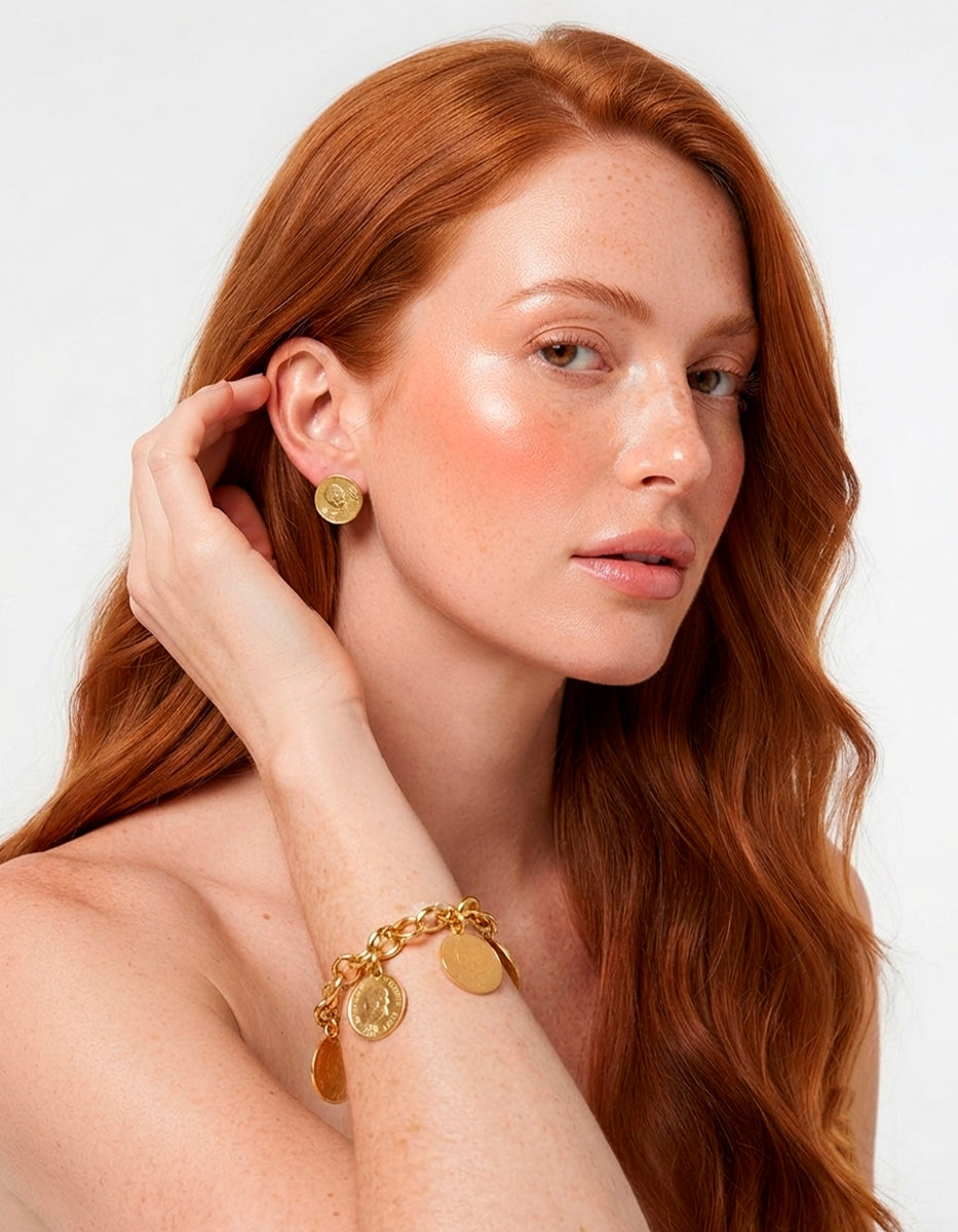 Pulsera y aretes con monedas