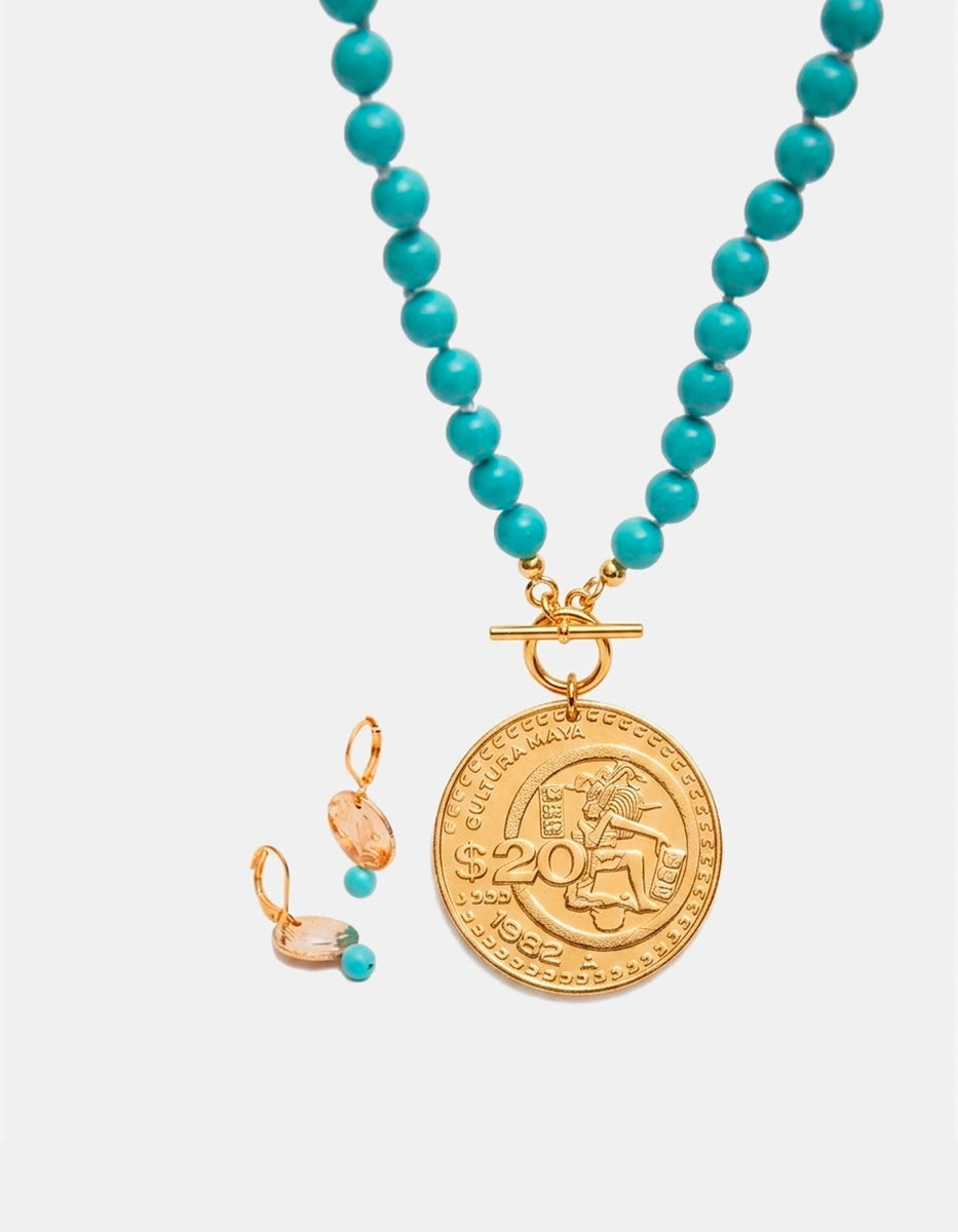 Collar y aretes con moneda