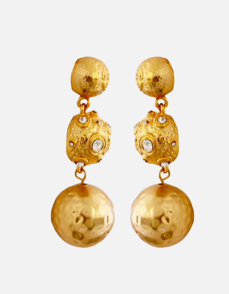 Pendientes oro laminado 22 kt con dos esferas y espinolita blanca Golden Chic