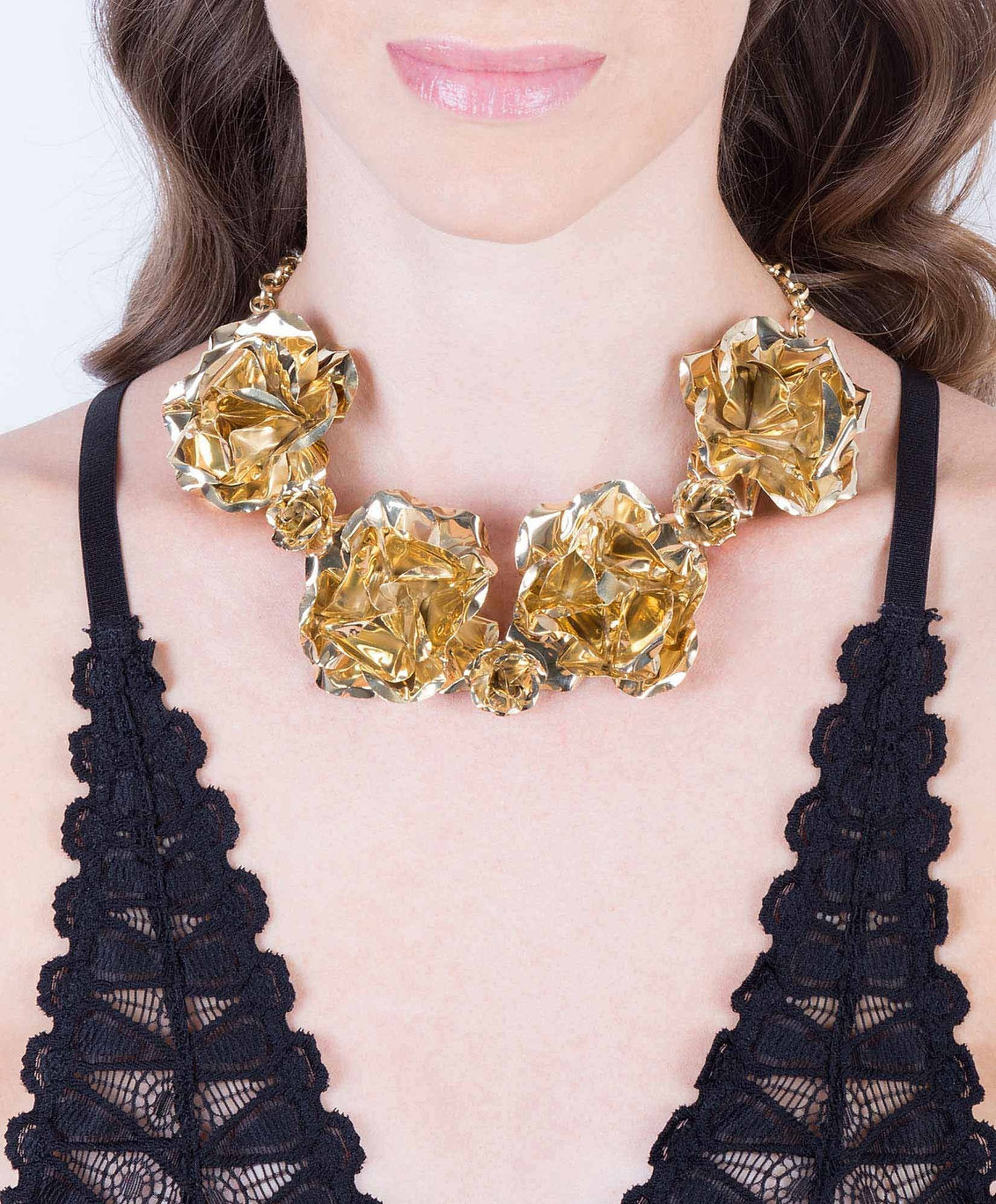 Collar con rosas Edén