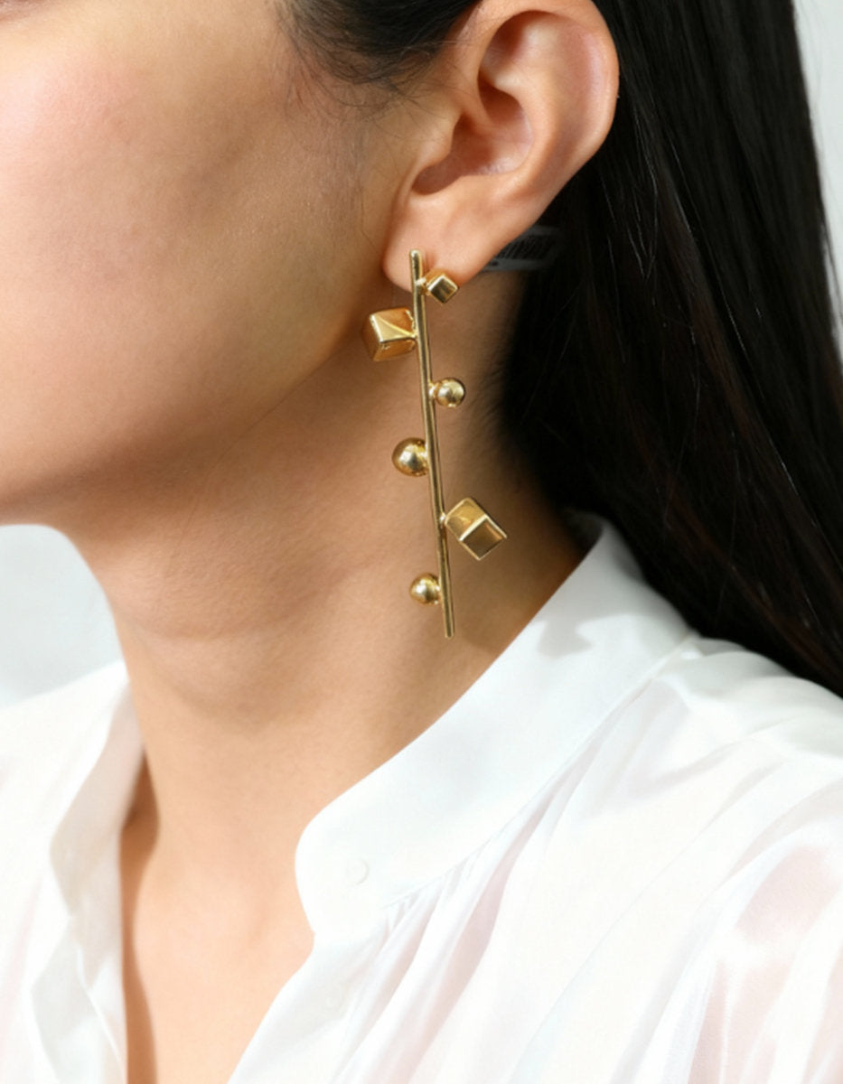 Pendientes bronce con baño oro 22k cubos  Mexican Geometry