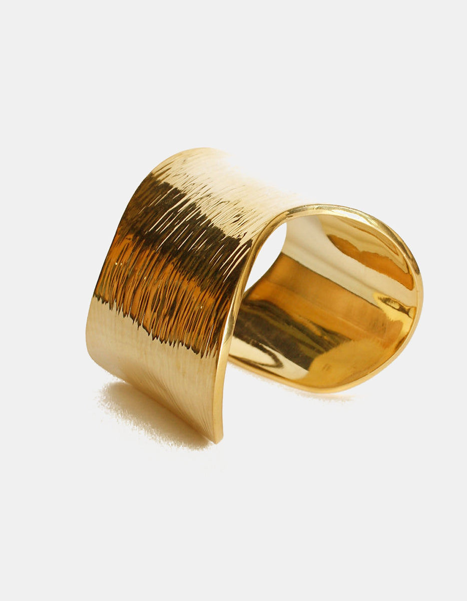 Brazalete martelinado Calcuta