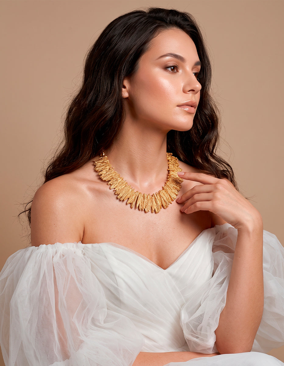 Collar Gold-filled con textura vintage Golden Chic