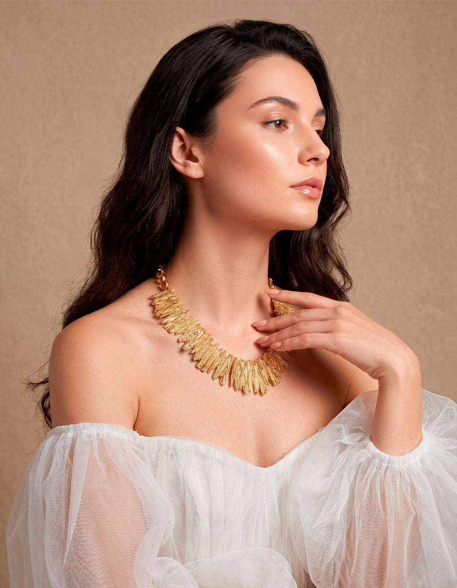 Collar Gold-filled con textura vintage Golden Chic