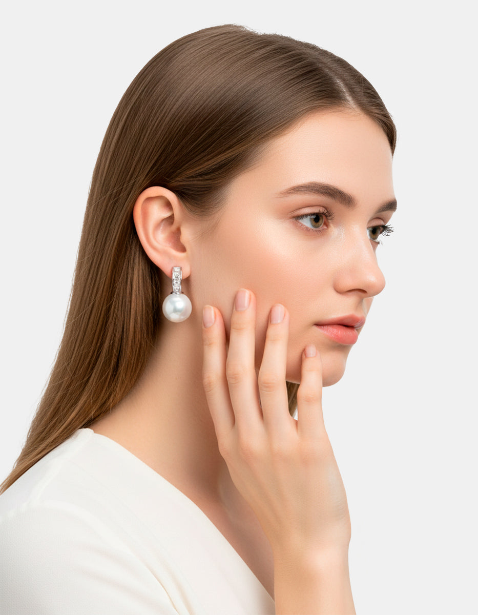 Pendientes perla Mabe y topacios blancos Festive Style