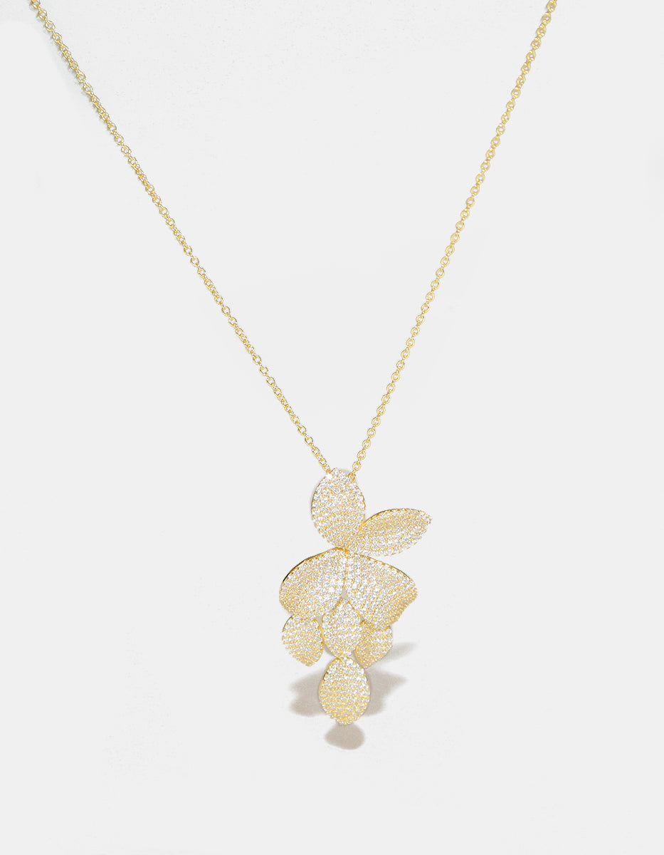 Cadena con colgante elegante adornado con pavè de circonitas blancas Puresa