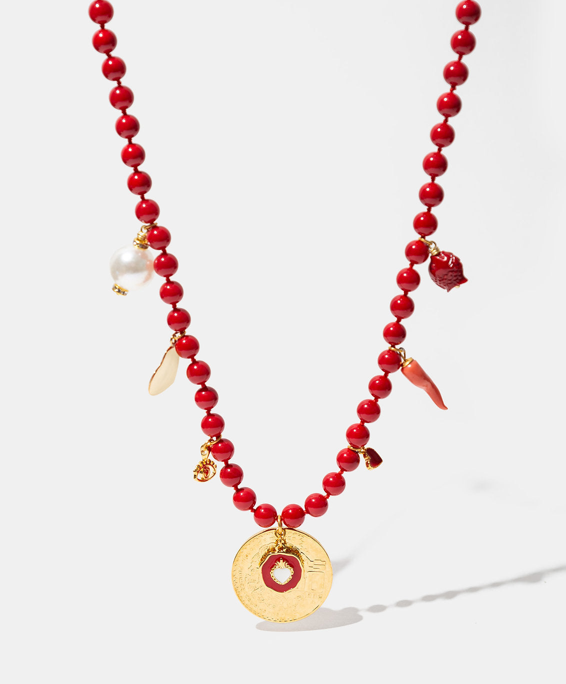 Collar rojo monedas auténticas Memorias