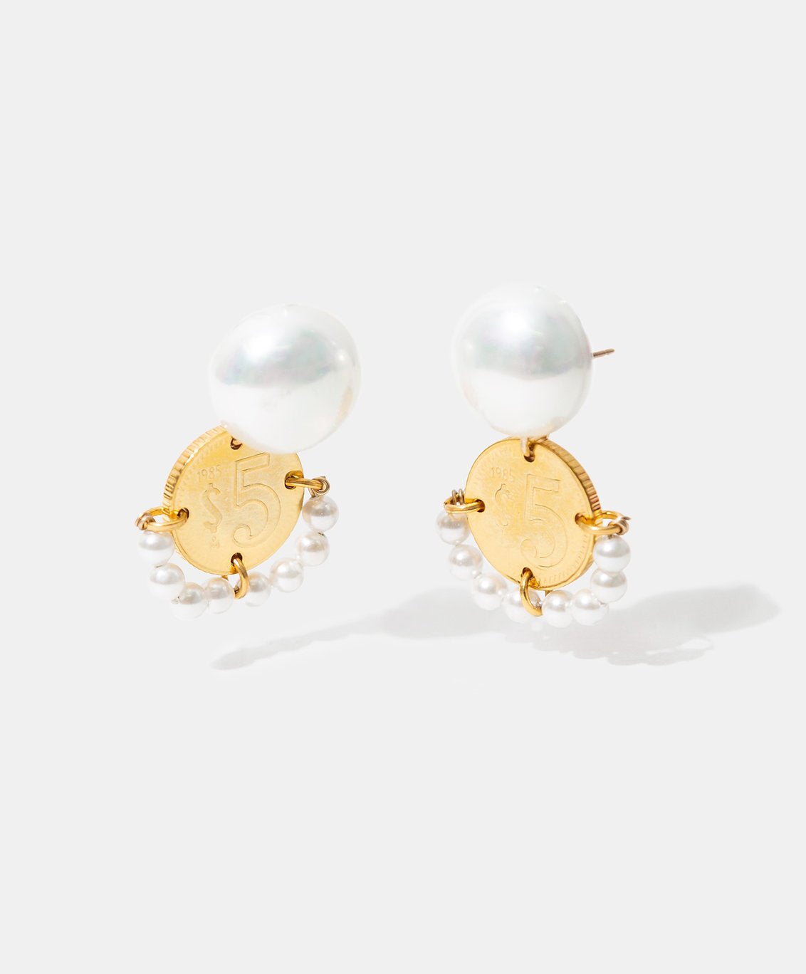 Pendientes con perlas Mabe y monedas auténticas Memorias