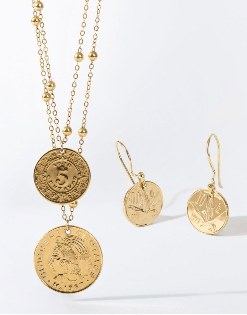 Collar y aretes con monedas